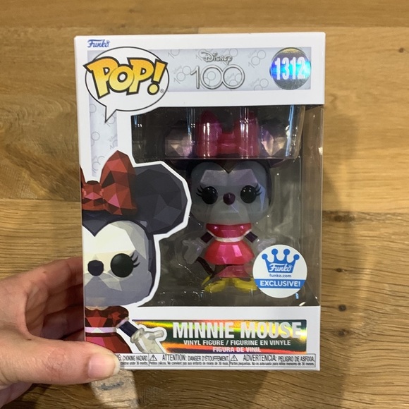 Disney 100 Funko Pop Minnie Mouse (Facet) - Picture 1 of 7